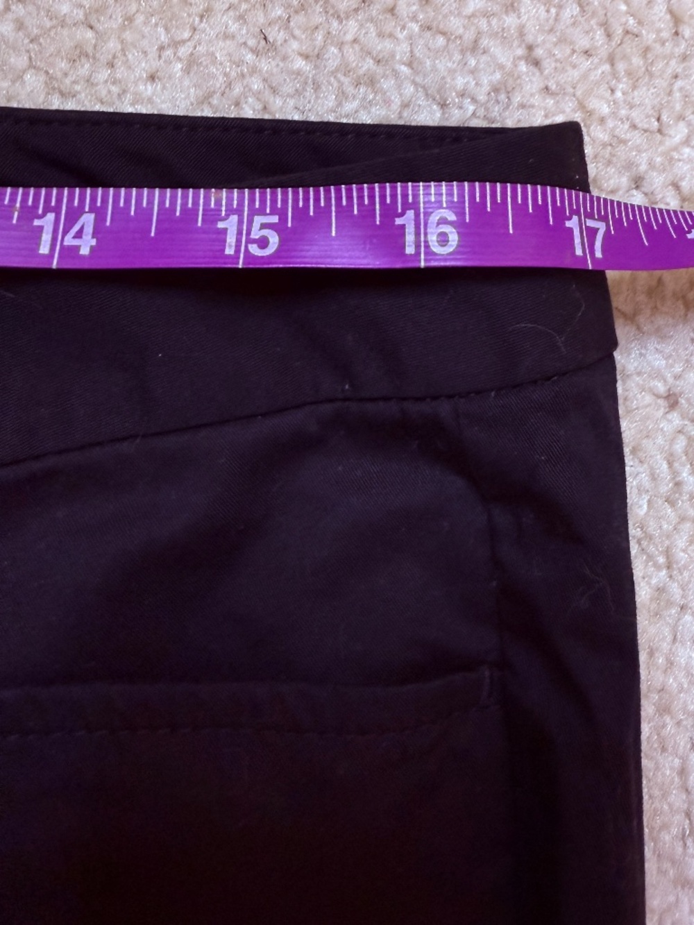 Michael Kors Black Cropped Pants | Women’s Size 12P | Classic Career Staple - Picture 10 of 10